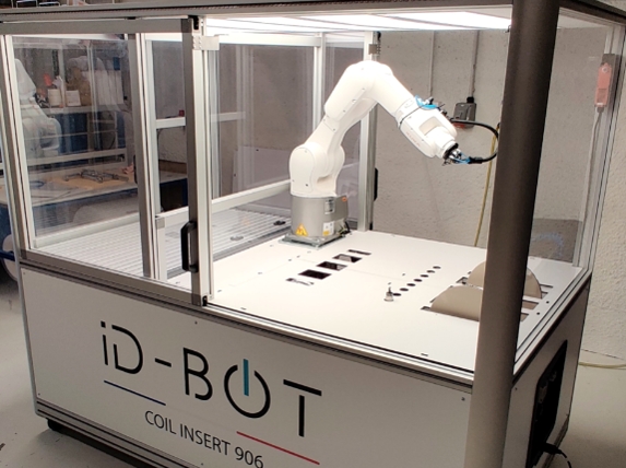 id-bot coil insert, bras robotique polyvalent